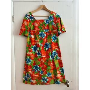 Made in Hawaii Hawiian Dress Vintage 1960s Square neck flowers bright pineapple